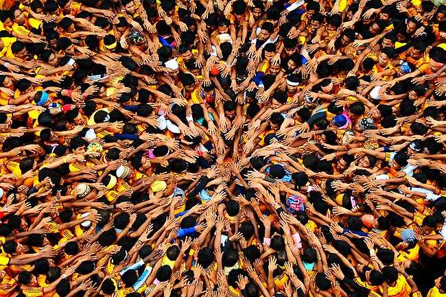 インドのお祭り「DAHI HAND」の写真