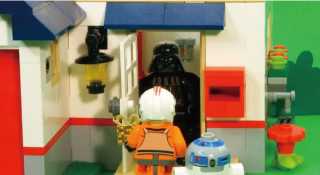 ルークとダースベイダーが超仲良し！LEGOが作成した「父の日」動画