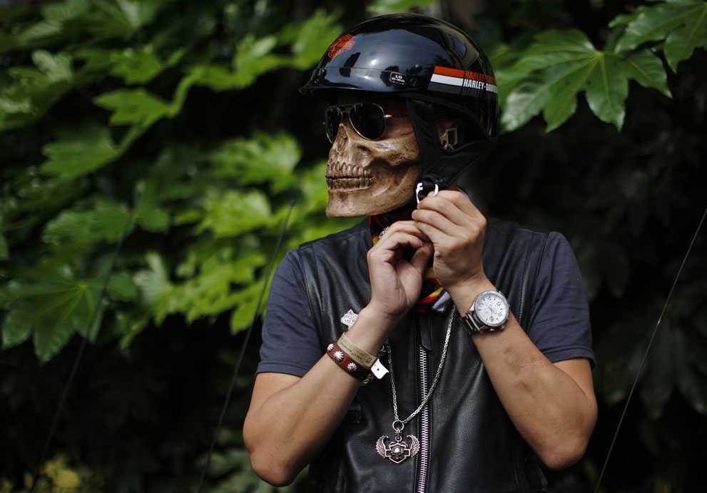 ハーレー愛好家の着用していたバイク用のスカルフェイスマスクが超かっけー！！