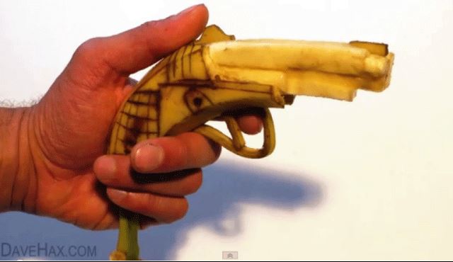 【動画あり】バナナで拳銃を作る方法