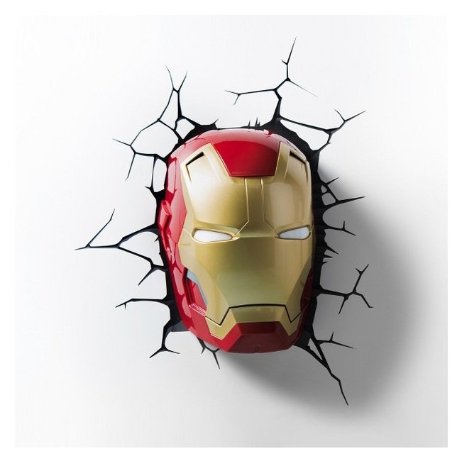 アイアンマンの顔面が壁から飛び出してきたようなライト「Iron Man Mask 3D Deco Light」