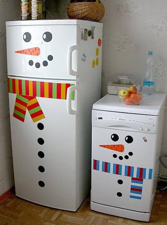 これは素敵！冷蔵庫をスノーマンに変身させるアイデア