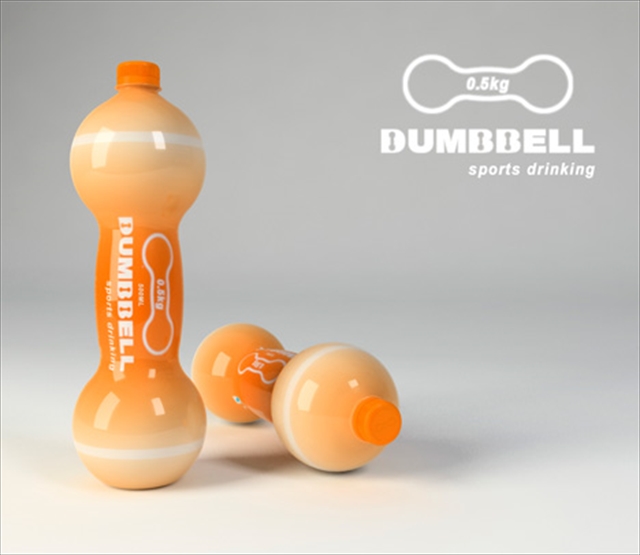 ダンベルとして再利用できるペットボトルのデザイン「Dumbbell - Sports Bottle」