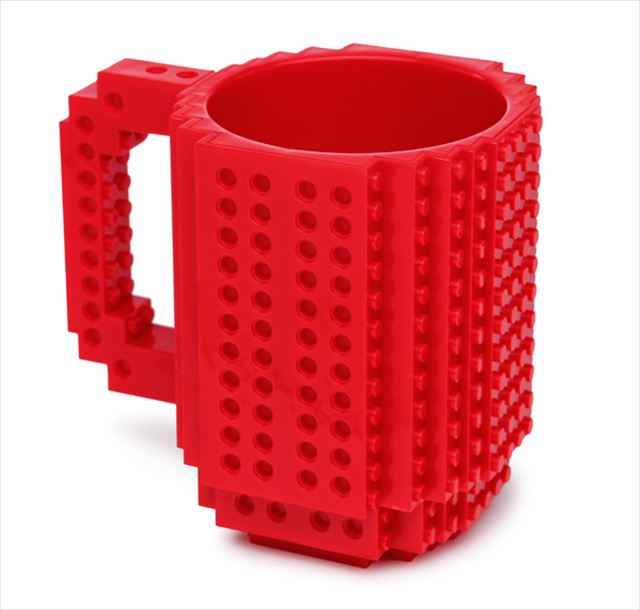 LEGOを装着して自分好みにカスタマイズできるマグカップ「Build-On Brick Mug」