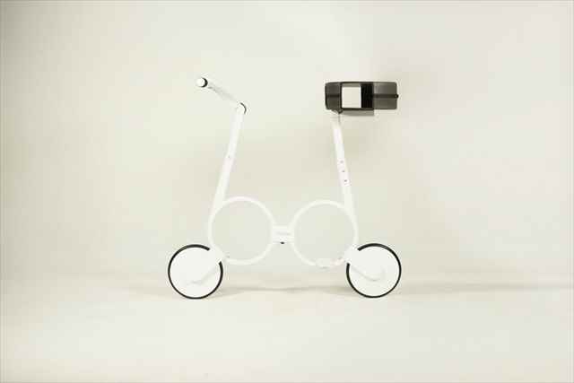もの凄く小さく折り畳める電動バイク「The Impossible bike」