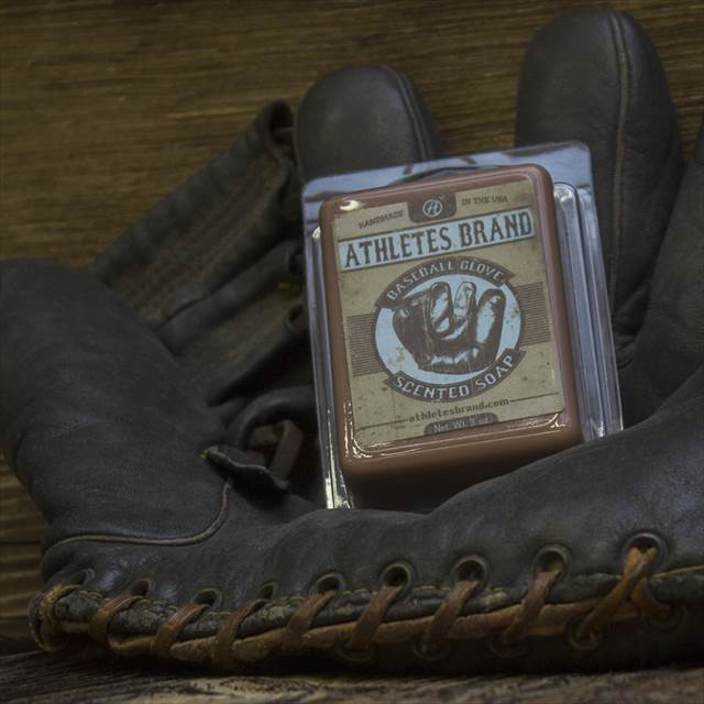臭いフェチに是非オススメしたい”野球のグローブ”の香りがする石鹸『Baseball Glove Scented Soap』