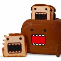 ドーモ君のトーストが焼けるトースター「Domo Toaster」が可愛い