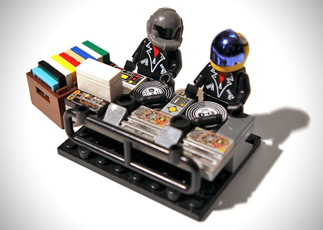 【小ネタ】LEGOで作ったDaft Punk(ダフト・パンク)が超カッコイイ！