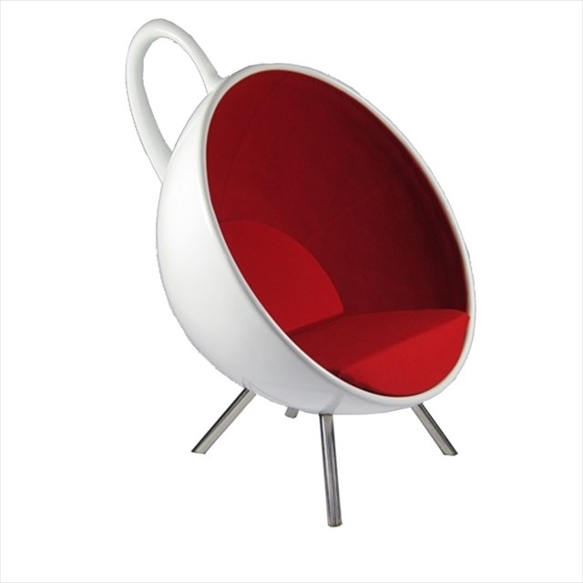 中身が溢れちゃう！ティーカップを傾けたようなデザインの椅子「Tea Cup Chair」